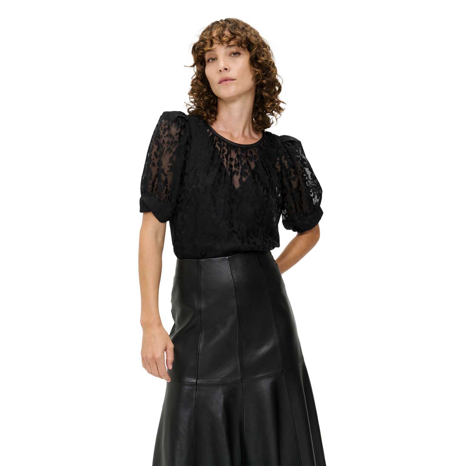 Veronika Maine Abstract Spot Burnout Top